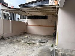 Eng Apartment (D14), Apartment #531853701